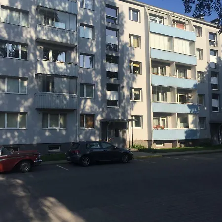 A.h.tammsaare Tee.121 *